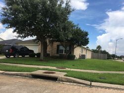  Chandler Park Ln, Fresno TX