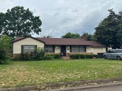 Pre-foreclosure in  Shipley St Springdale, AR 72764