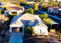 Pre-foreclosure in  N Courage Trl Phoenix, AZ 85086