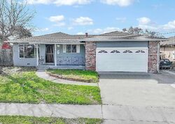 Pre-foreclosure in  E 13th St Antioch, CA 94509