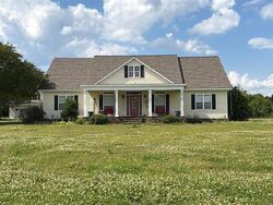 Pre-foreclosure in  Campbell Rd Grant, AL 35747