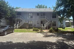 Pre-foreclosure in  SEACLIFF DR S Daphne, AL 36526