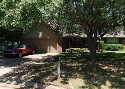 Pre-foreclosure in  S Park Cir Broken Arrow, OK 74011