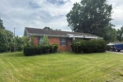  Linda Dr, New Albany IN