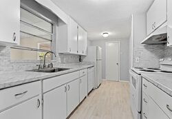 Pre-foreclosure in  Ingram Ave Sarasota, FL 34232
