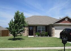  S Glenn St, Glenpool OK