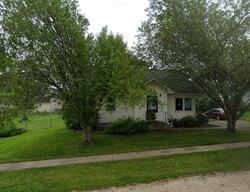 Pre-foreclosure in  6th Ave Springville, IA 52336
