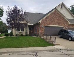 Pre-foreclosure in  Aspen Ct Bloomington, IL 61704