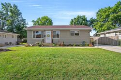 Pre-foreclosure in  Jerlynn Ave Des Moines, IA 50313