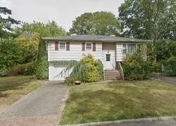 Pre-foreclosure in  Dartmouth St Islip, NY 11751