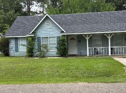 Pre-foreclosure in  Neptune Dr Gautier, MS 39553