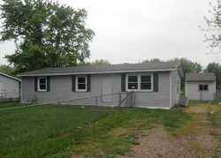  N Crestwood Dr, North Vernon IN