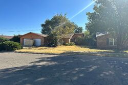 Pre-foreclosure in  Winston Ave Lubbock, TX 79424