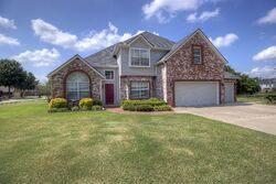 Pre-foreclosure in  E 92nd St N Owasso, OK 74055