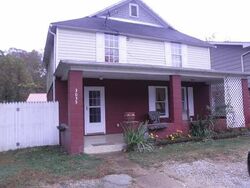 Pre-foreclosure in  Roberts Dr Ashland, KY 41102