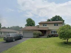 Pre-foreclosure in  Kingston Way Waunakee, WI 53597