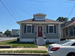 Pre-foreclosure in  DELAWARE ST Gloucester City, NJ 08030