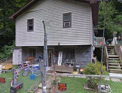 Pre-foreclosure in  Wayside Dr Charleston, WV 25303