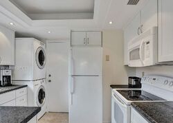 Pre-foreclosure in  S Falls Circle Dr  Fort Lauderdale, FL 33319