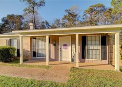 Pre-foreclosure in  Sylvan Way Theodore, AL 36582
