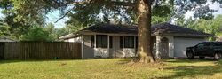 Pre-foreclosure in  W Winchester Rd Springfield, MO 65807