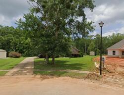 Pre-foreclosure in  Kipling Station Dr Theodore, AL 36582