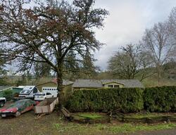 Pre-foreclosure in  Washington St Lebanon, OR 97355