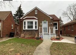 Pre-foreclosure in  Saint Marys St Detroit, MI 48235