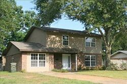 Pre-foreclosure in  Westover Dr Dothan, AL 36303