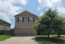 Pre-foreclosure in  Indian Wells Rd Dallas, TX 75253