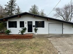 Pre-foreclosure in  Miller Ave Charleston, IL 61920