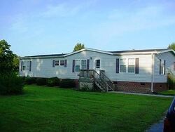 Pre-foreclosure in  Norris Rd Swansboro, NC 28584
