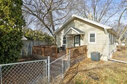 Pre-foreclosure in  Ovid Ave Des Moines, IA 50310