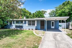 Pre-foreclosure in  Lormann Cir Longwood, FL 32750