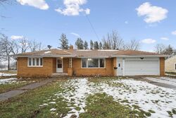 Pre-foreclosure Listing in S Washington Ave FREDERICKSBURG, IA 50630
