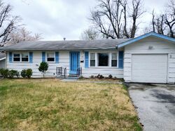  Bayview Ct, Saint Louis MO