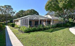 Pre-foreclosure in  Lakemont Ct West Palm Beach, FL 33403