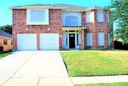 Pre-foreclosure in  Mark Twain Ln Denton, TX 76210