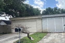 Pre-foreclosure in  Arbor Springs Dr San Antonio, TX 78249