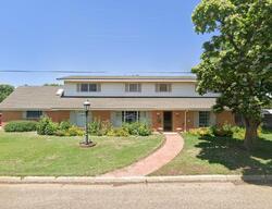  W 13th St, Plainview TX