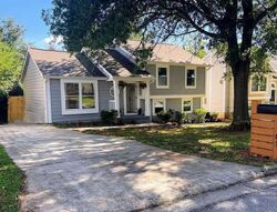 Pre-foreclosure in  Raintree Bnd Lithonia, GA 30058