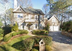Pre-foreclosure in  Hyde Manor Dr Nw Atlanta, GA 30327