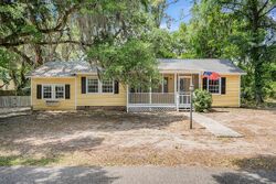 Pre-foreclosure in  Kaufman St Georgetown, SC 29440