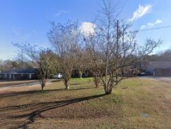 Pre-foreclosure in  Venable Rd Wetumpka, AL 36092