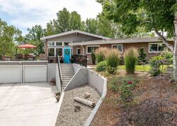 Pre-foreclosure in  Sunnyside Ave Sunnyside, WA 98944