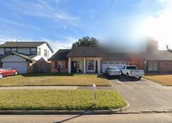 Pre-foreclosure in  Pecan Point Dr Sugar Land, TX 77478