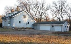 Pre-foreclosure in  Saint Croix Trl North Branch, MN 55056