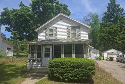  W Washington St, Greenville MI