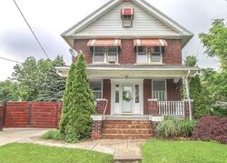 Pre-foreclosure in  N Wheeling St Toledo, OH 43605