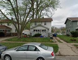 Pre-foreclosure in  40th Pl Des Moines, IA 50312